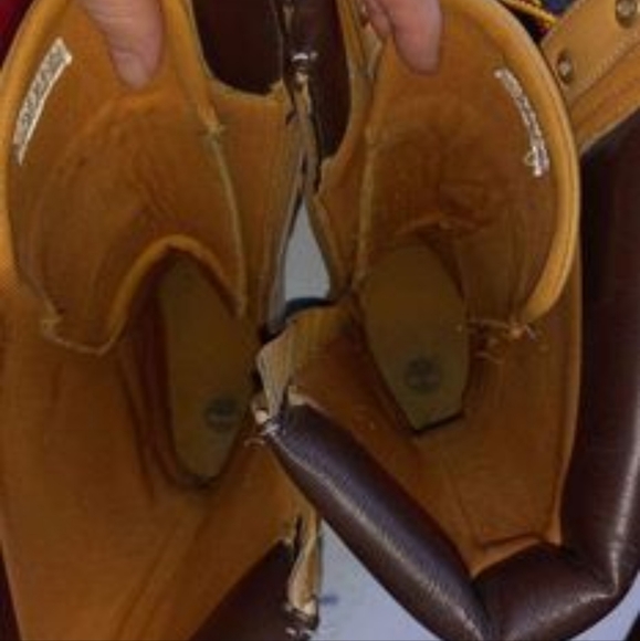 Excellent condition timberlands - Picture 4 of 4